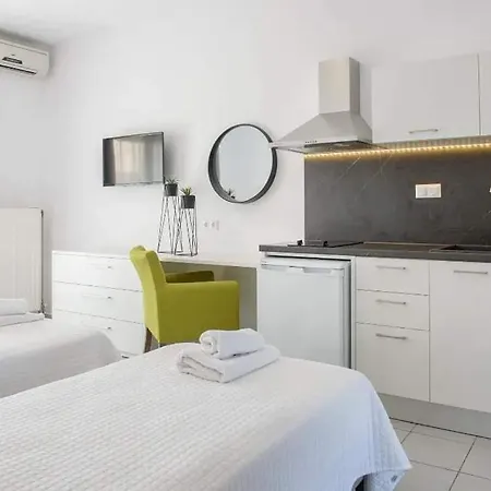 מלון דירות Papanikolaou לריסוס