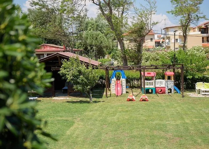 Papanikolaou 公寓式酒店 伊里斯斯