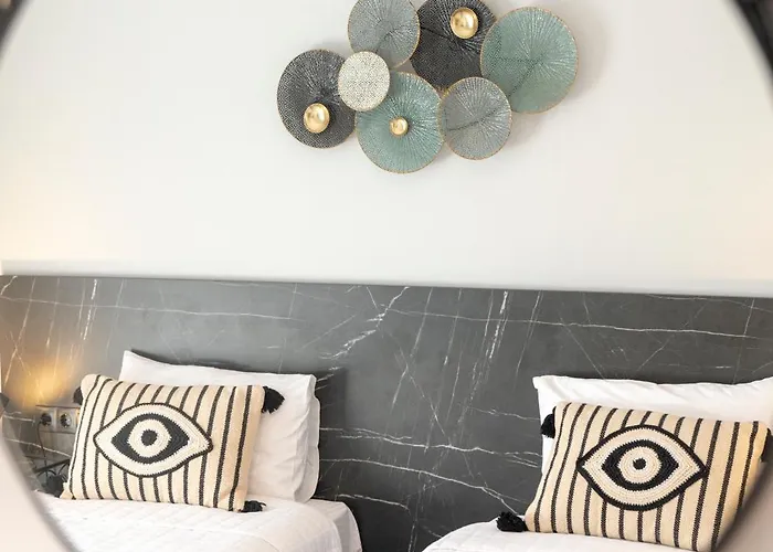 Papanikolaou 公寓式酒店 3*