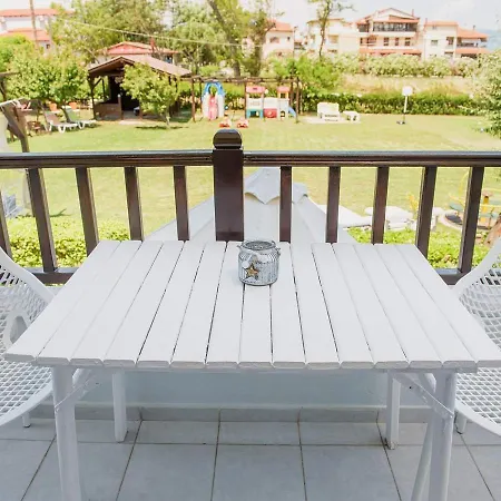 Papanikolaou 아파트호텔 이에리소스