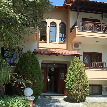 Papanikolaou 아파트호텔 이에리소스