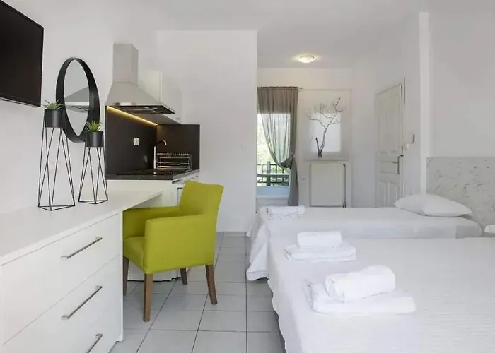 Hotel apartamentowy Papanikolaou 3*