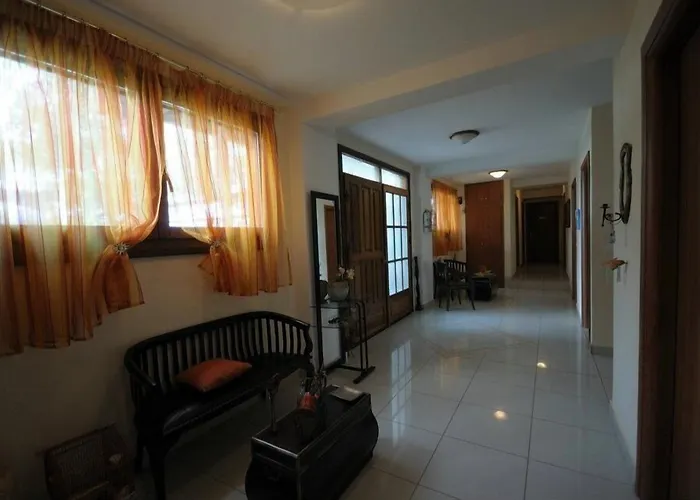 Papanikolaou Hotel apartamentowy Ierissós